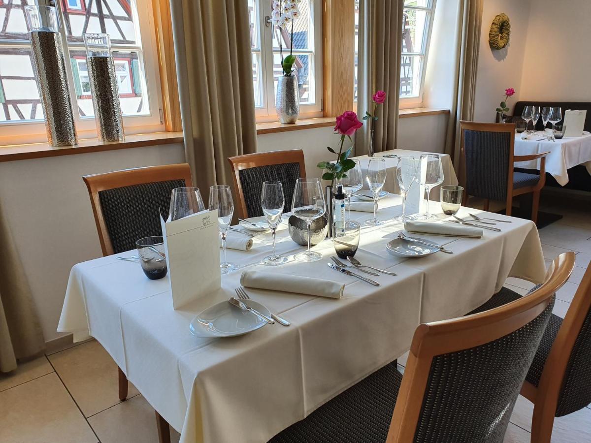Hotel Restaurant Lamm Rosswag Файинген-ан-дер-Энц Экстерьер фото